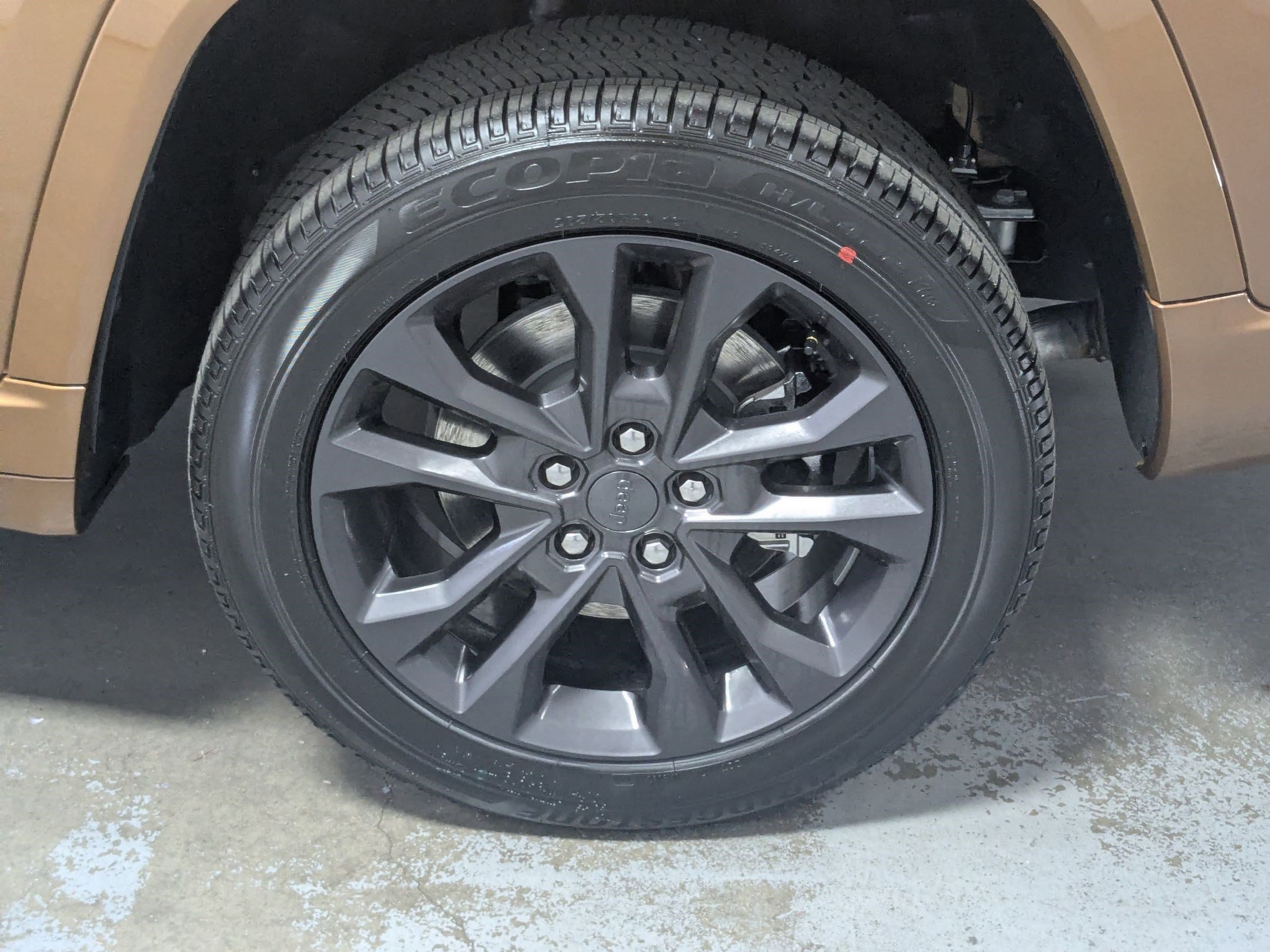 New 2026 Copper Shino Metallic Clear-Coat Exterior Paint Jeep Limited Reserve image 18