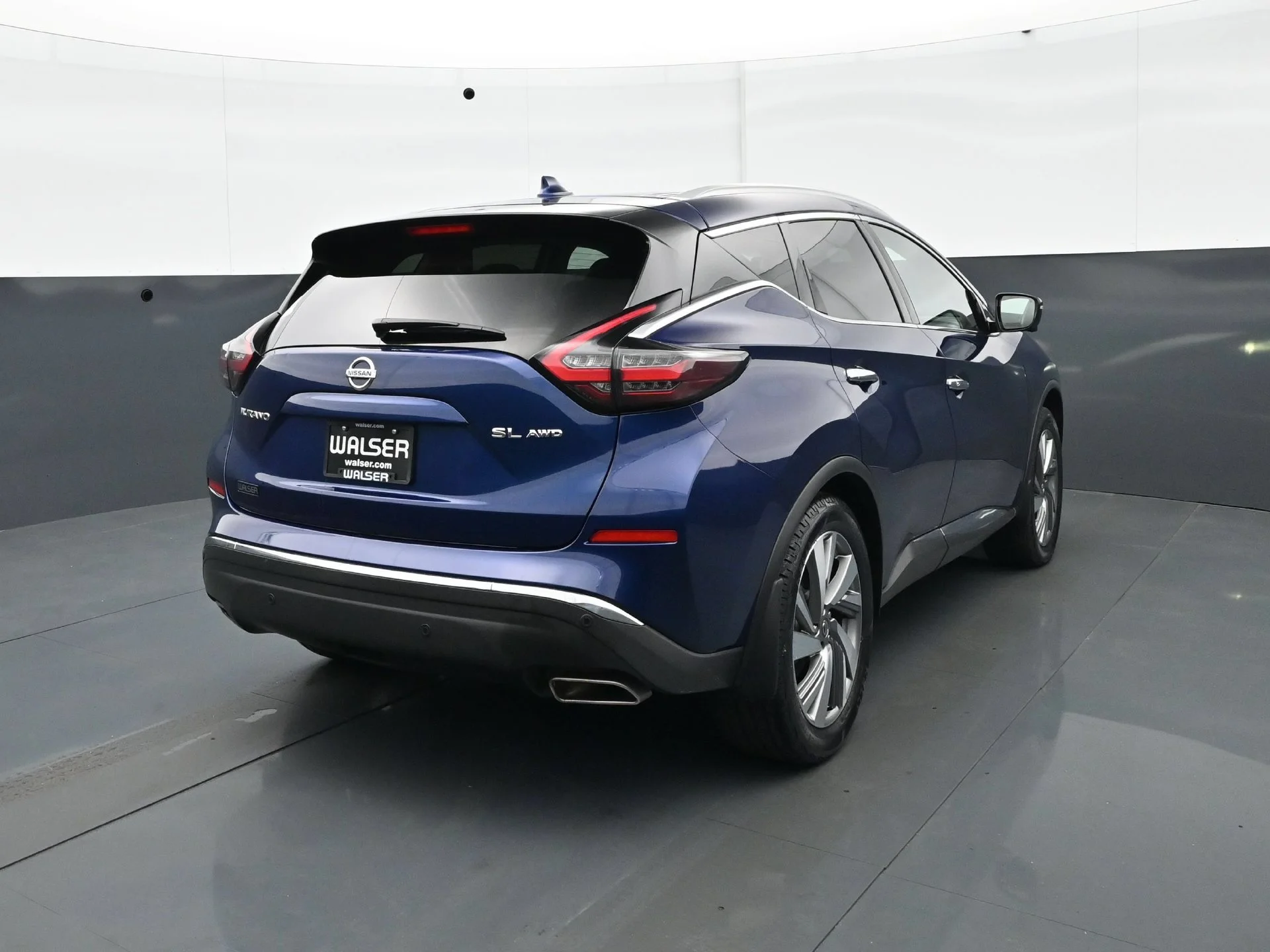 Used 2020 Deep Blue Pearl Nissan SL image 6
