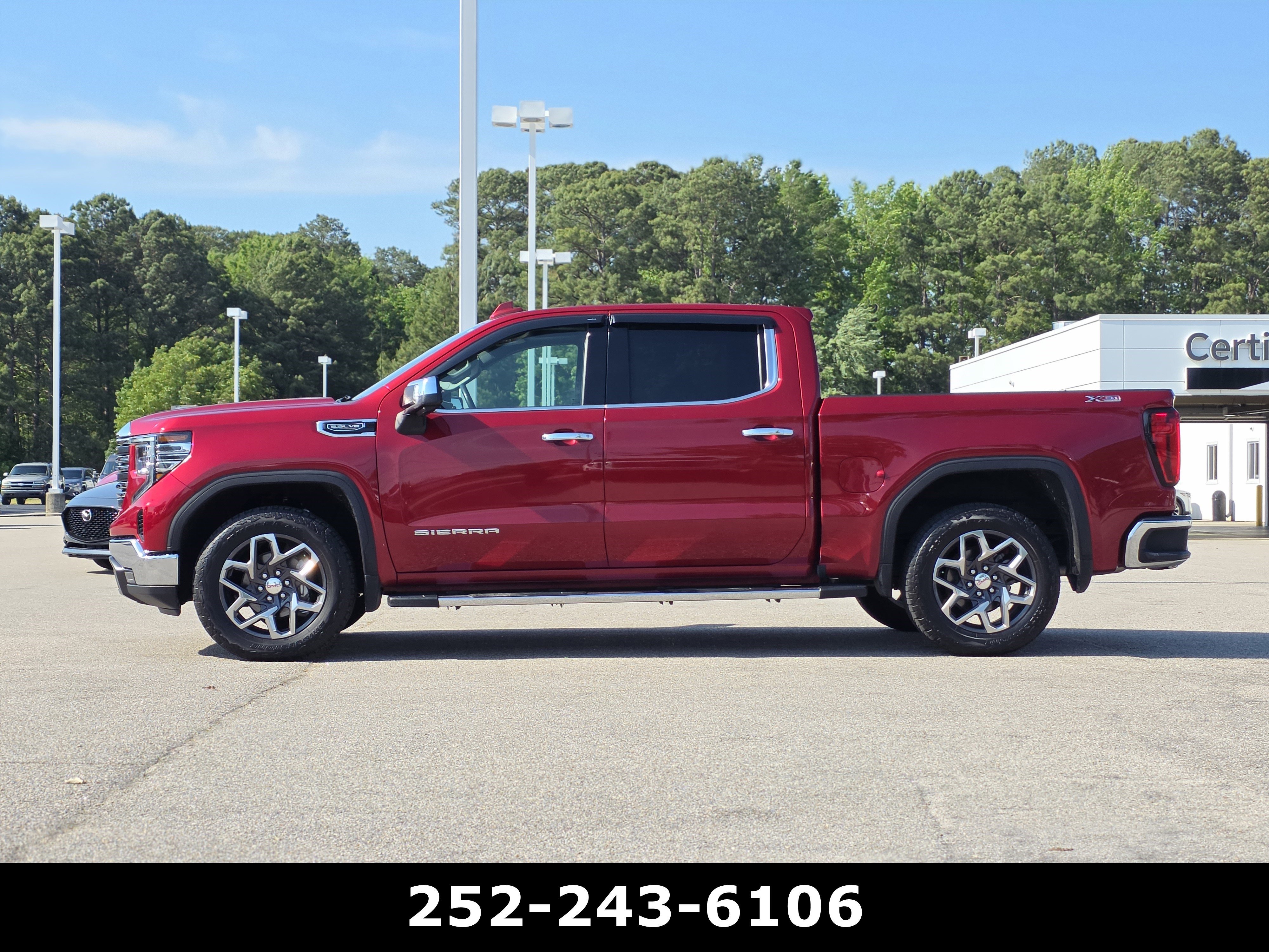 Used 2023 Volcanic Red Tintcoat GMC SLT image 4