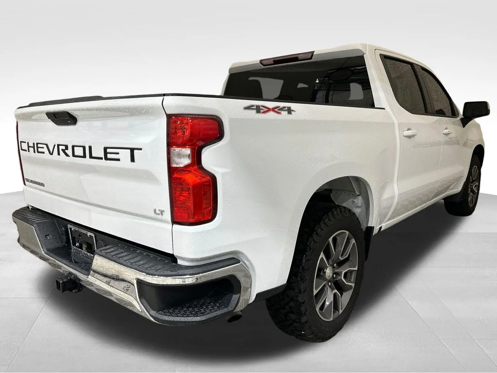 Certified Used 2022 White Chevrolet LT image 7