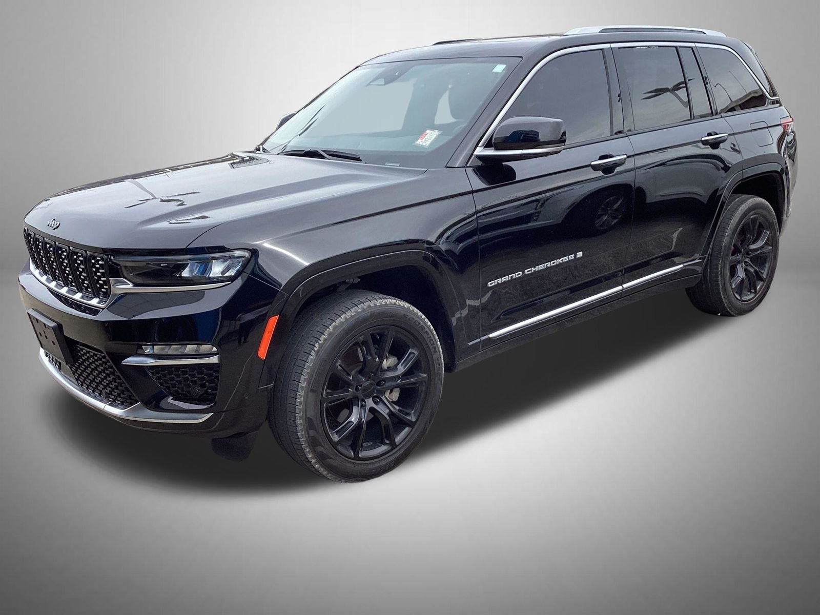 2023 Jeep Grand Cherokee Summit 4x4's photo