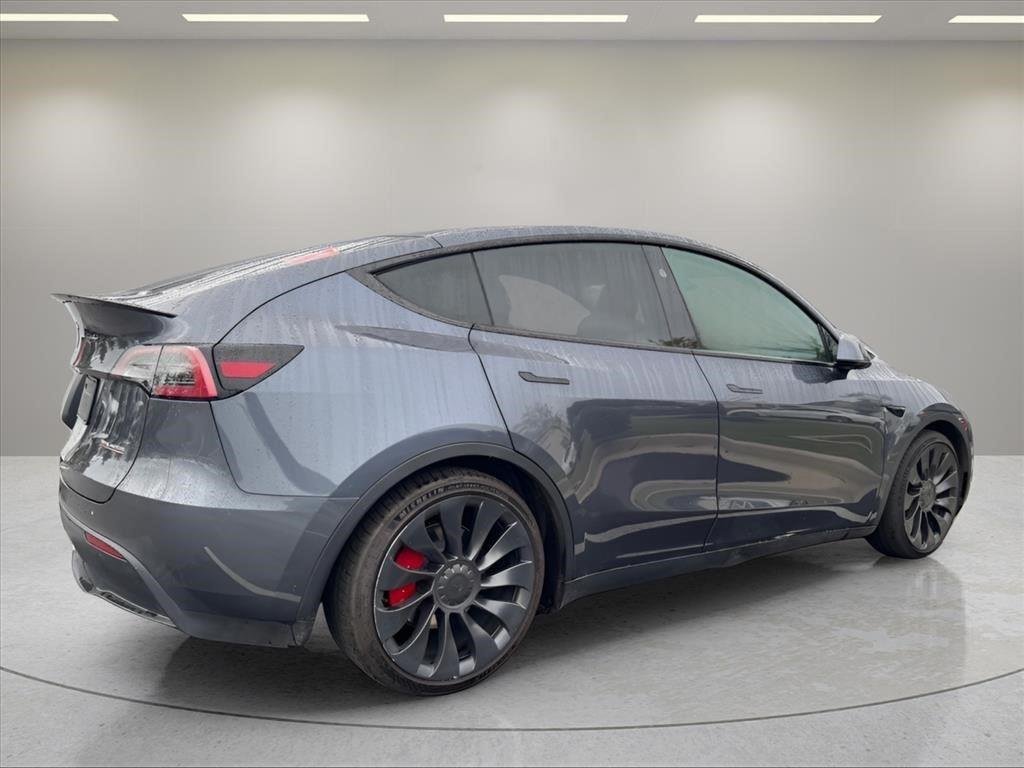 Used 2023  TESLA  image 7