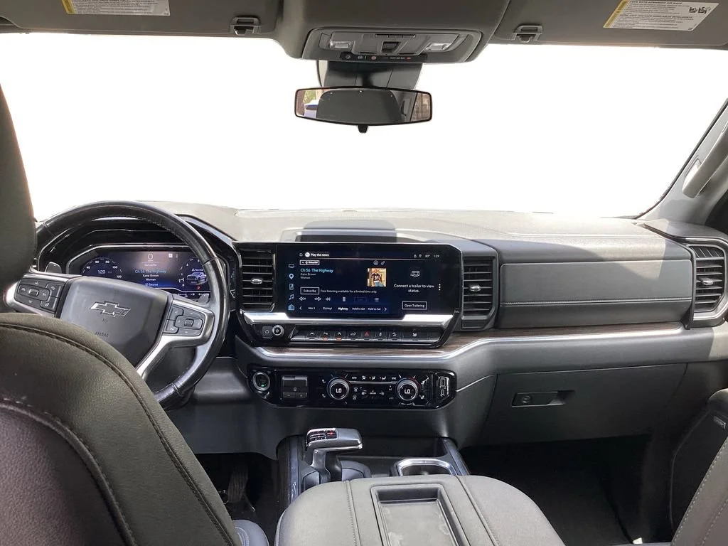 Used 2022 Glacier Blue Metallic Chevrolet LT Trail Boss image 10