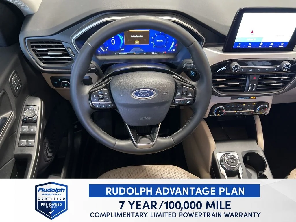 Used 2022 Black Ford SEL image 15