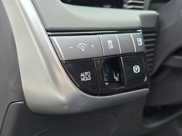 New 2026 White Hyundai SE image 23