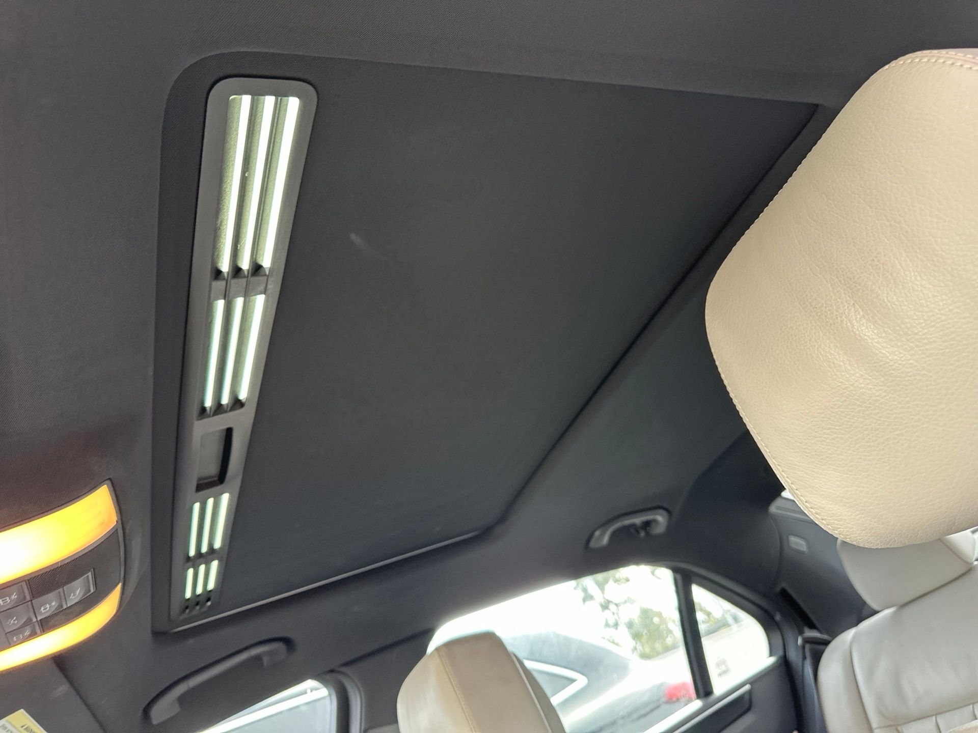 Used 2011 Blue Mercedes-Benz E 350 image 6