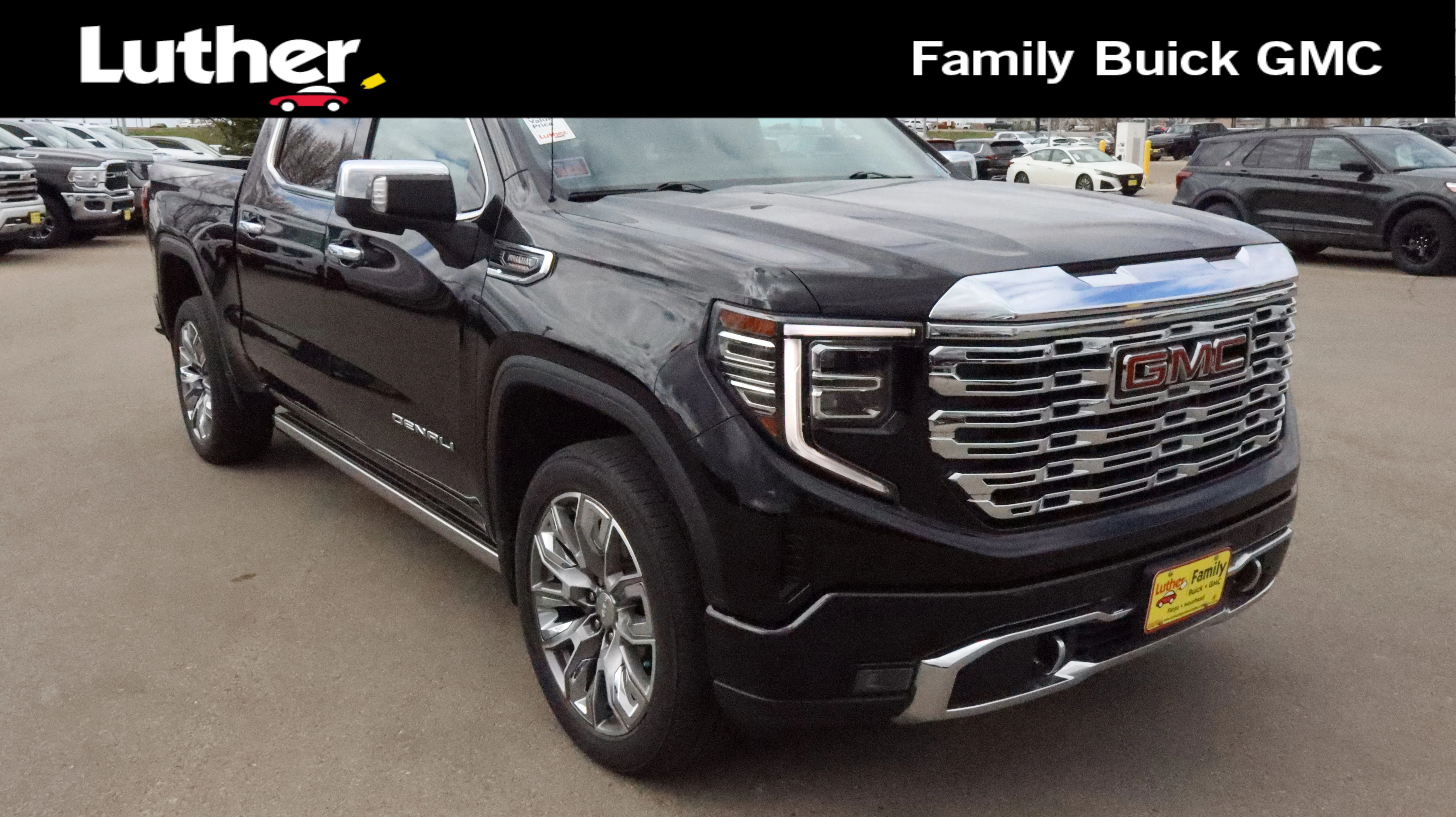 2024 GMC Sierra 4WD Crew Cab Short Box Denali's photo