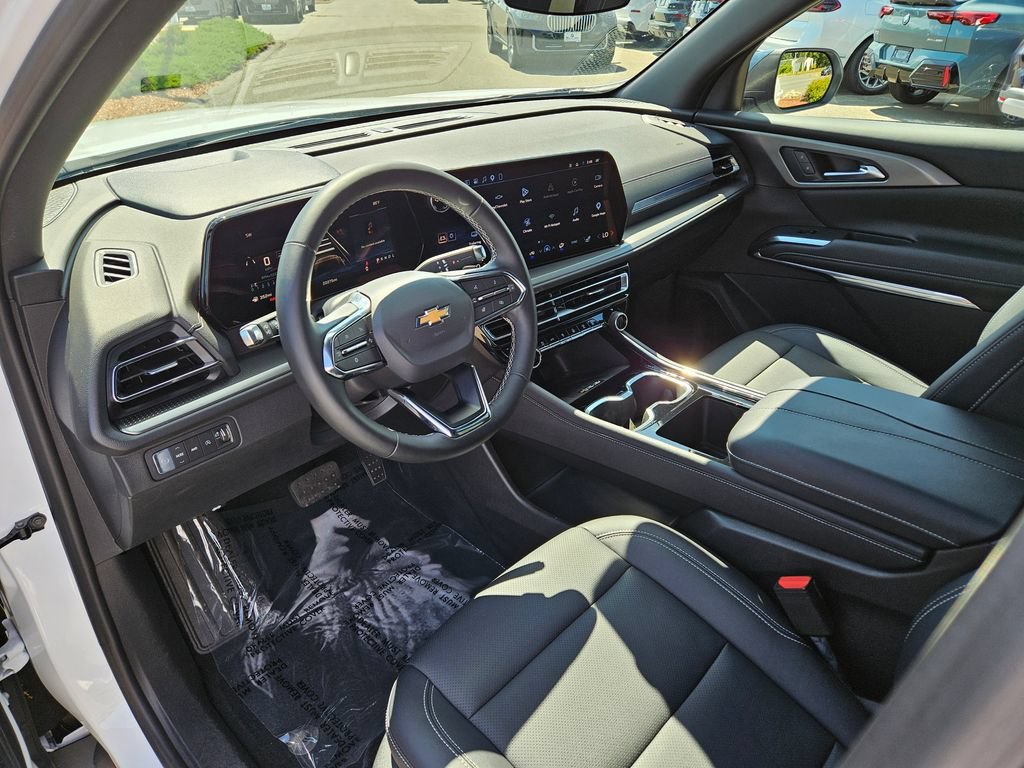 2026 Chevrolet Traverse LT - Photo 9