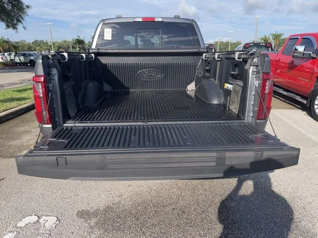 Used 2024 Gray Ford XLT image 6