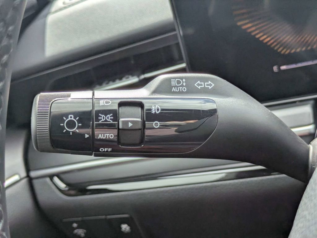 New 2026 Snow White Pearl Kia GT-Line FWD image 24