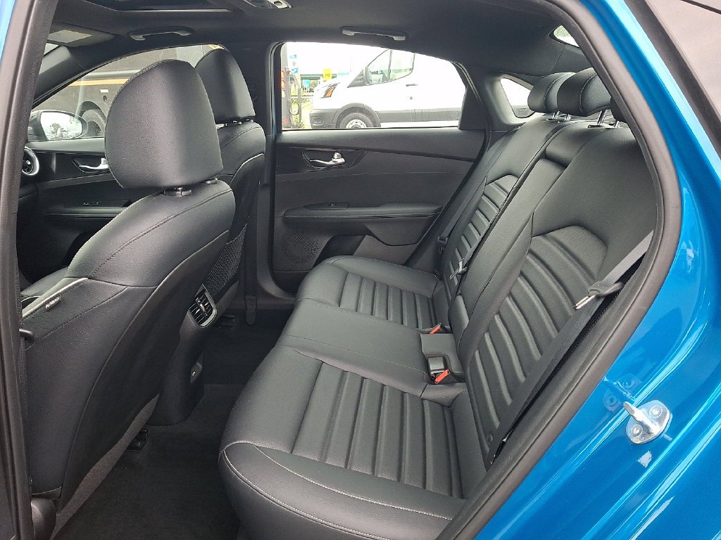 Used 2023 Blue Kia GT-Line image 10