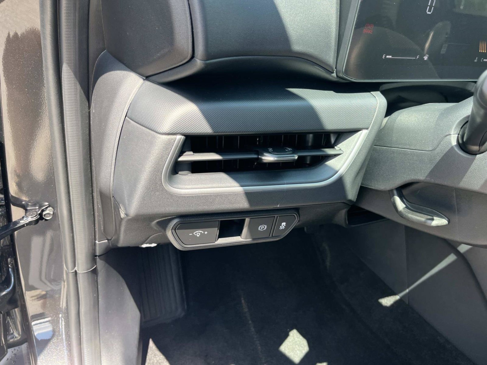 New 2026 Interstellar Gray Kia LXS image 20