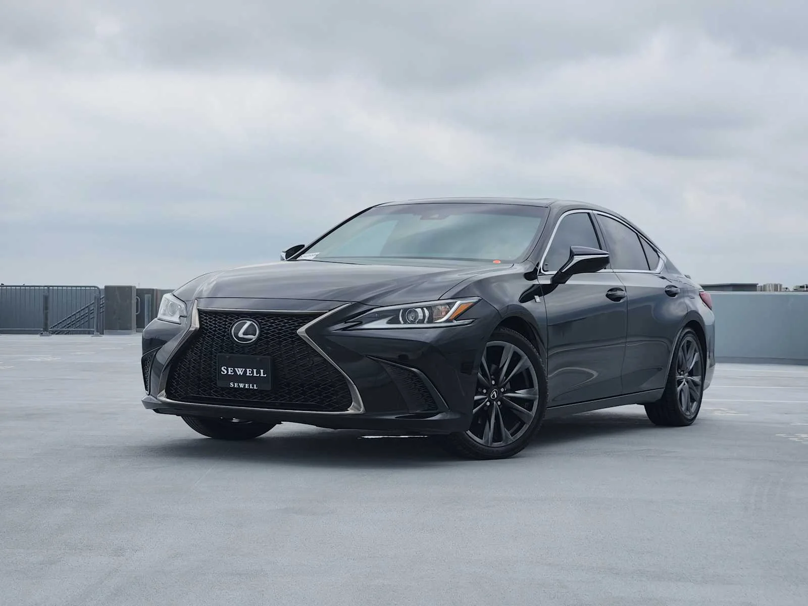 2021 Lexus ES 350 350 F SPORT's photo