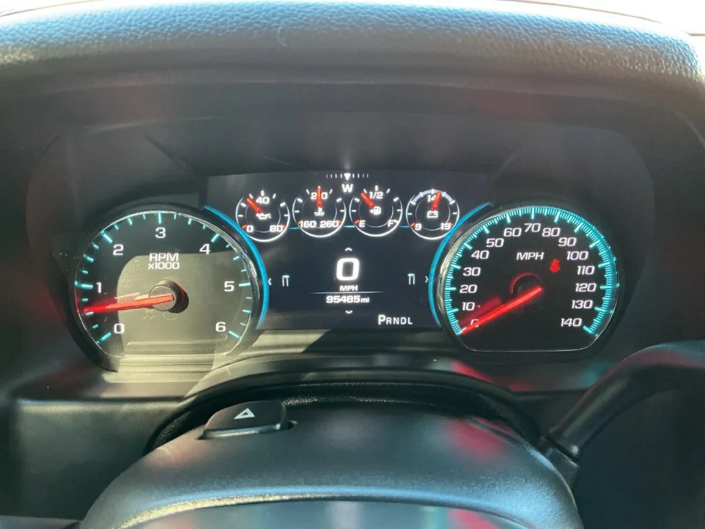 Used 2019 PEPPERDUST METALLIC GMC Denali image 20