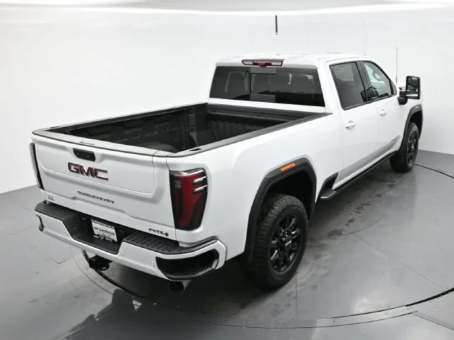 Used 2025 Summit White GMC AT4 image 39