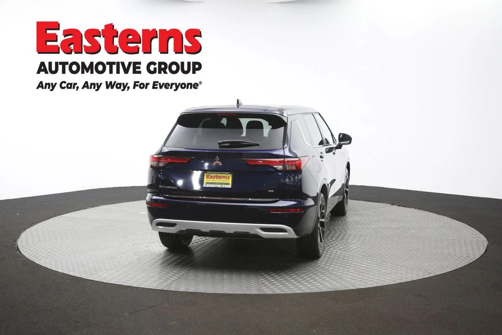Used 2023 Blue Mitsubishi SE image 39
