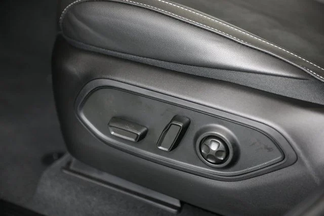 2025 Jeep Grand Cherokee Altitude - Photo 18
