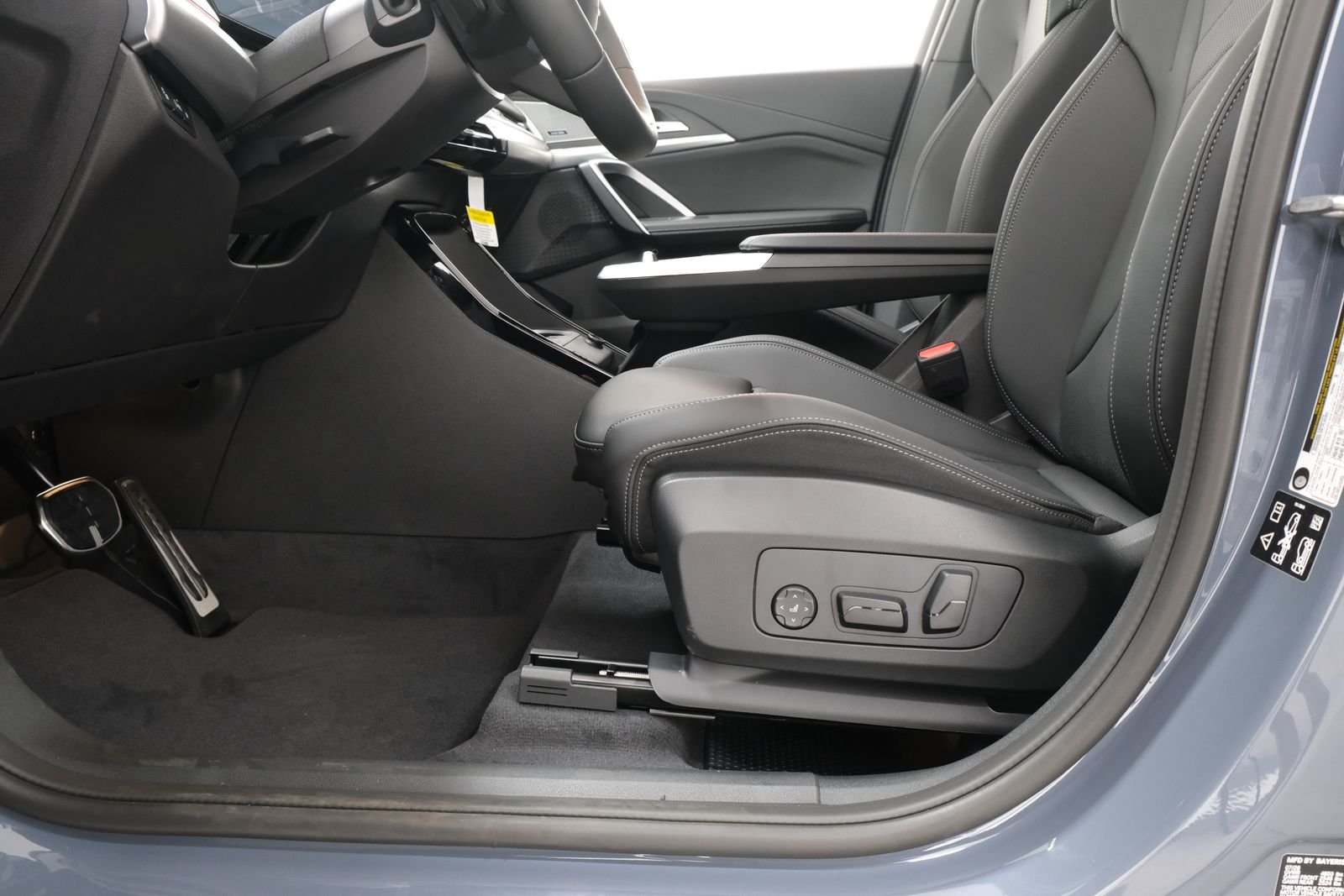 New 2027 C3n BMW xDrive28i image 32