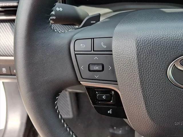 Certified Used 2025 ICE CAP Toyota  image 26