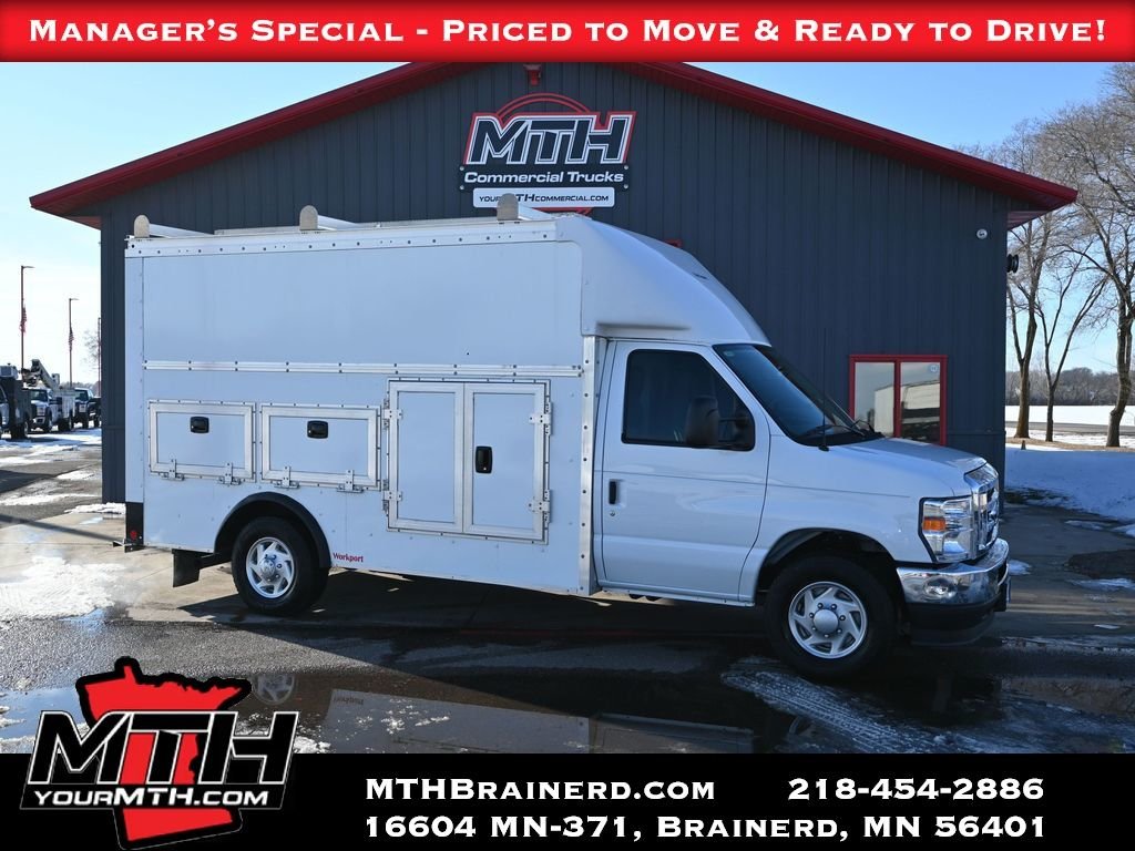 2024 Ford E-Series Cutaway