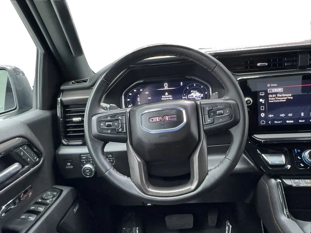 Used 2025 Black GMC AT4 image 41