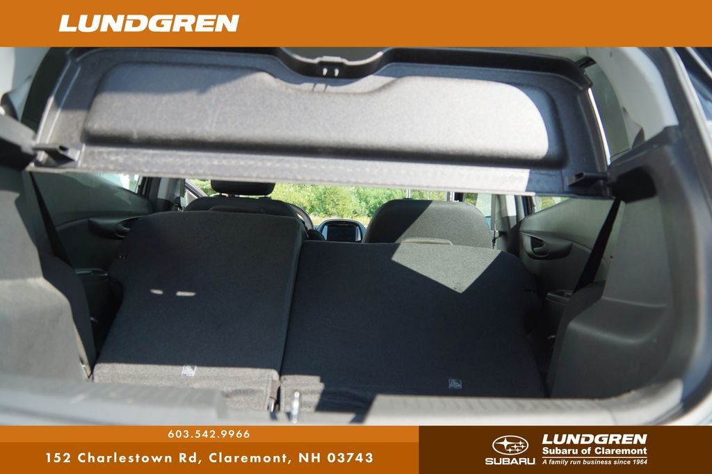 Used 2022 Black Chevrolet LS image 24
