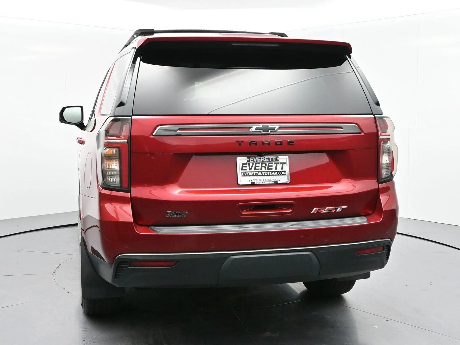 Used 2021 CHERRY RED TINTCOAT Chevrolet RST image 6