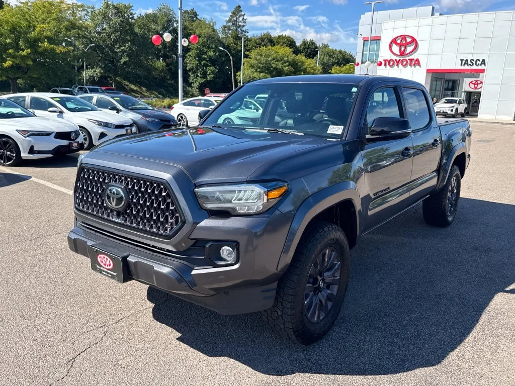 Used 2021 Gray Toyota Limited image 3
