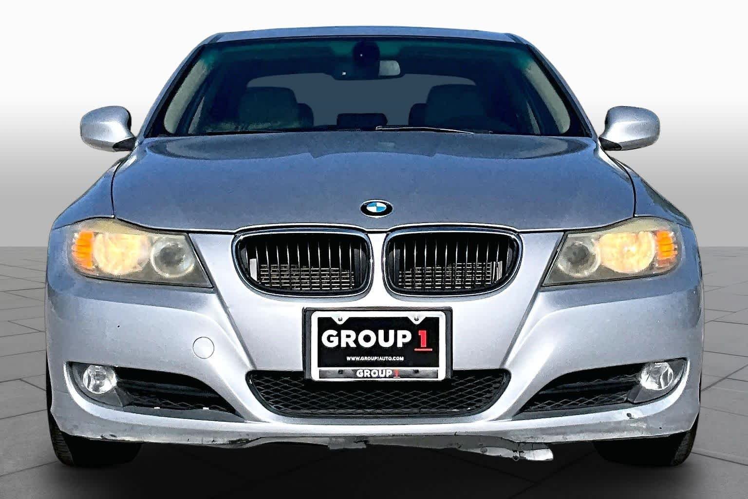 Used 2011 Titanium Silver Metallic BMW 328i image 3