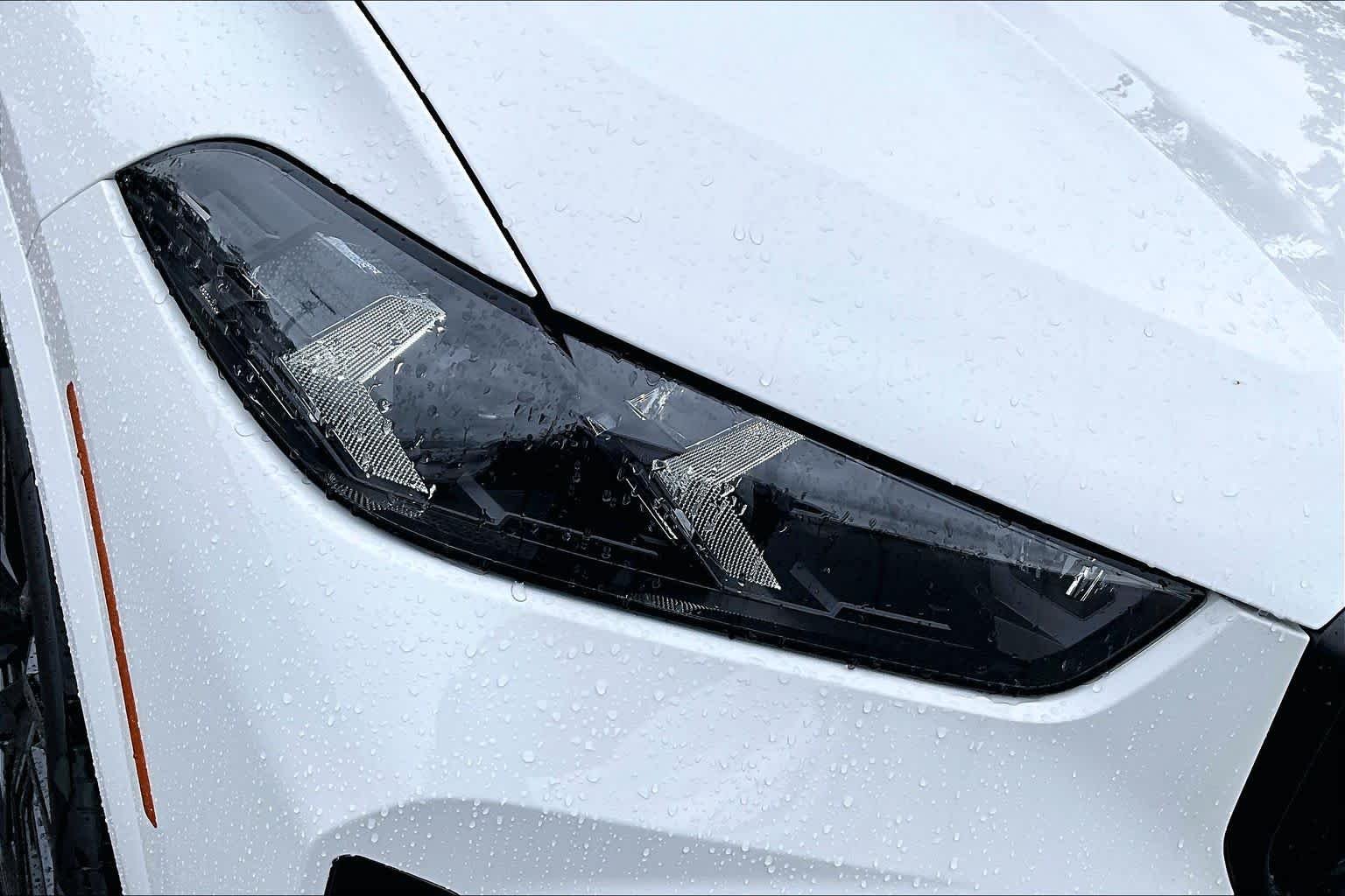 New 2026 Alpine White BMW xDrive40i image 13