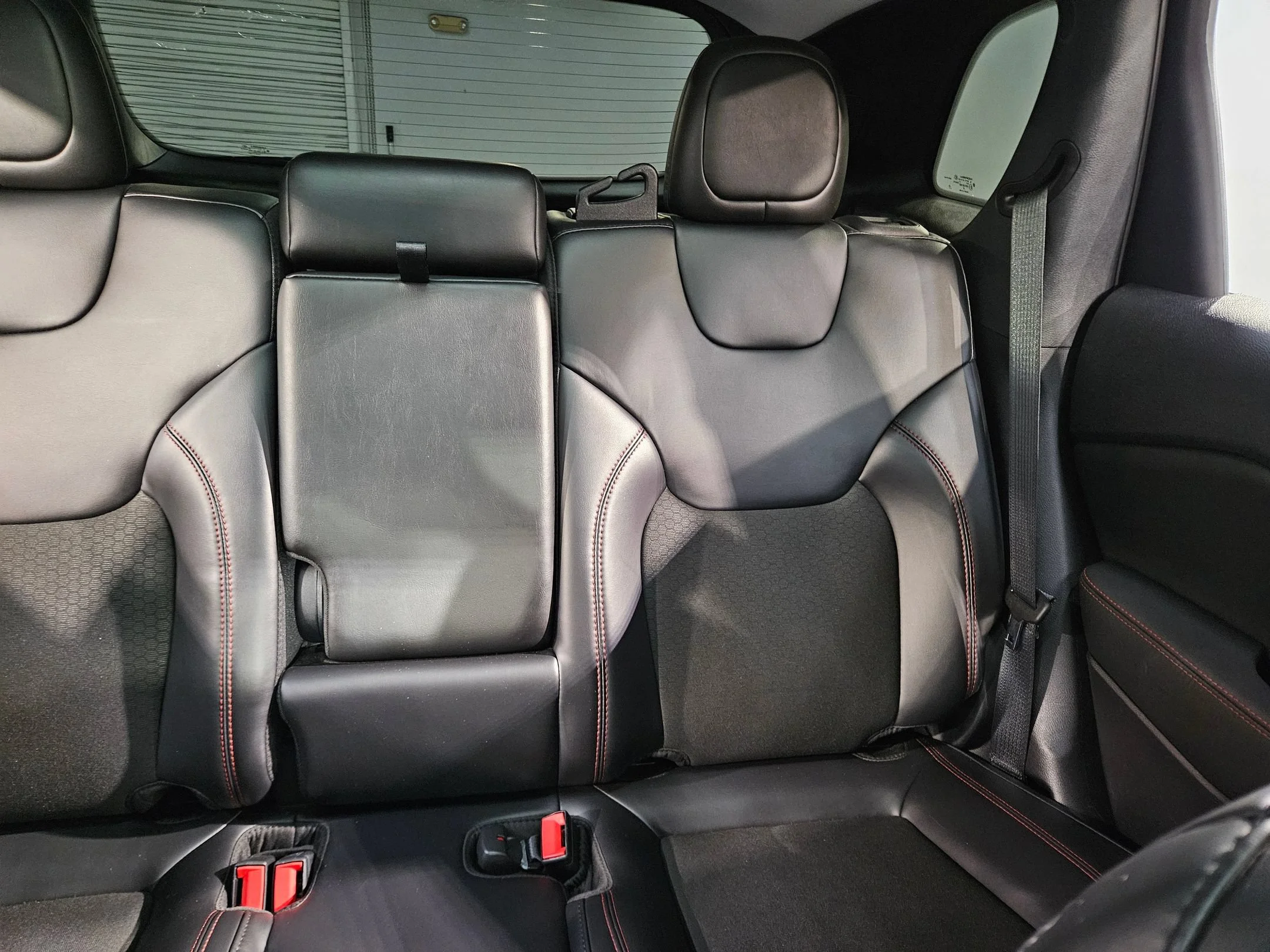 Used 2021 Bright White Clearcoat Jeep Trailhawk image 14