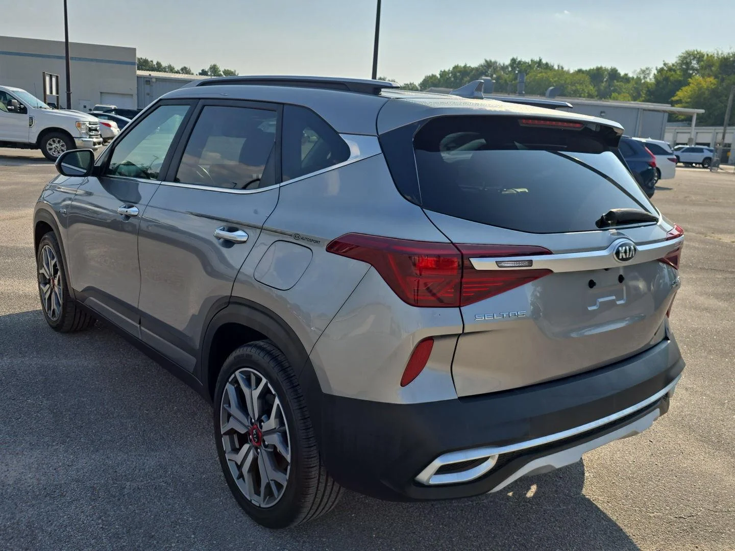 Used 2021 Steel Gray Kia SX Turbo image 7