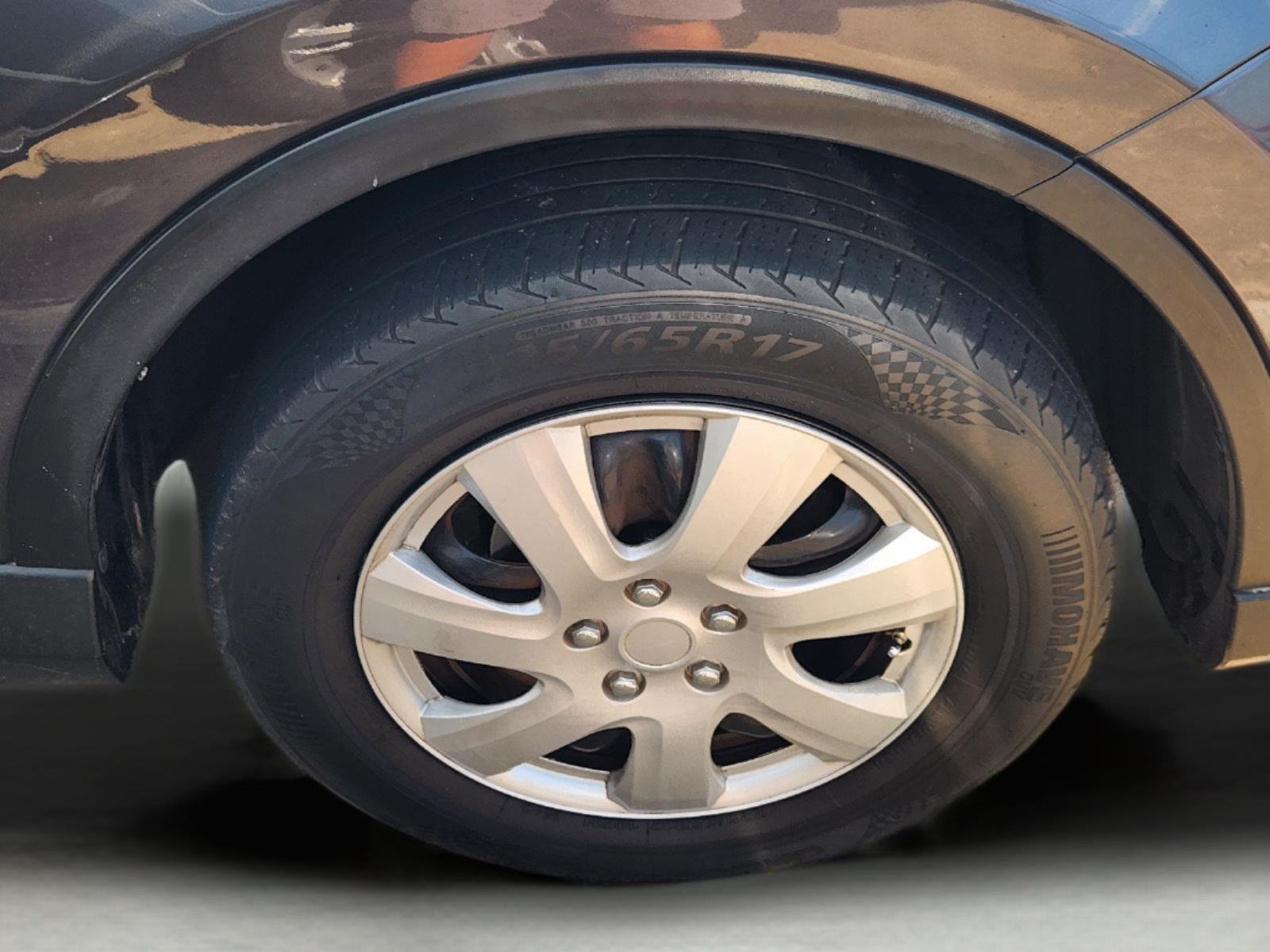 Used 2016 Magnetic Gray Metallic TOYOTA  image 8