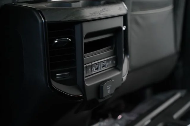 2026 RAM 1500 Limited - Photo 31