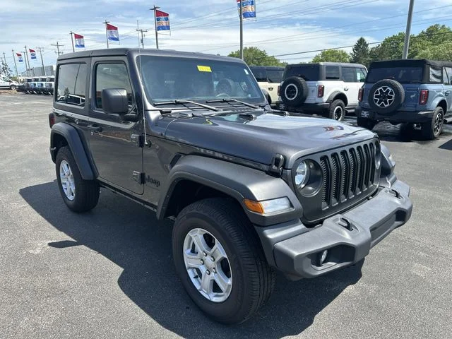 Used 2023 Gray Jeep Sport S image 11