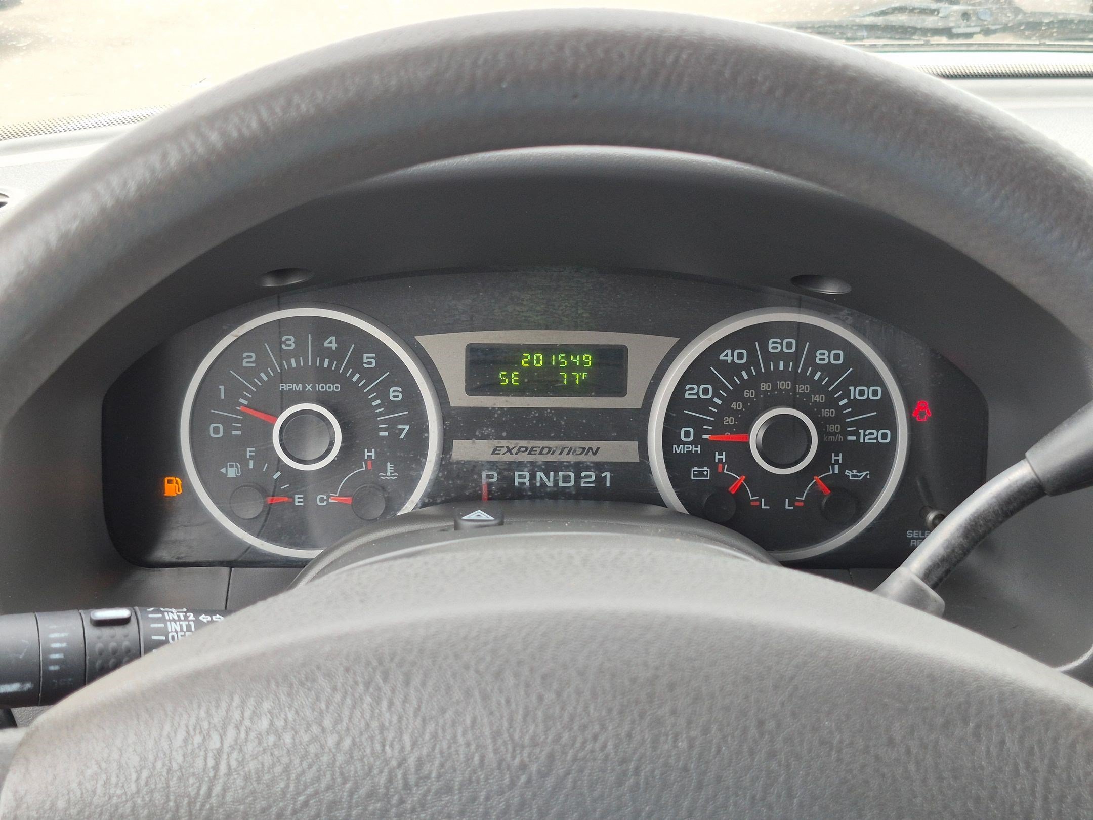 Used 2006 White Ford XLS image 19