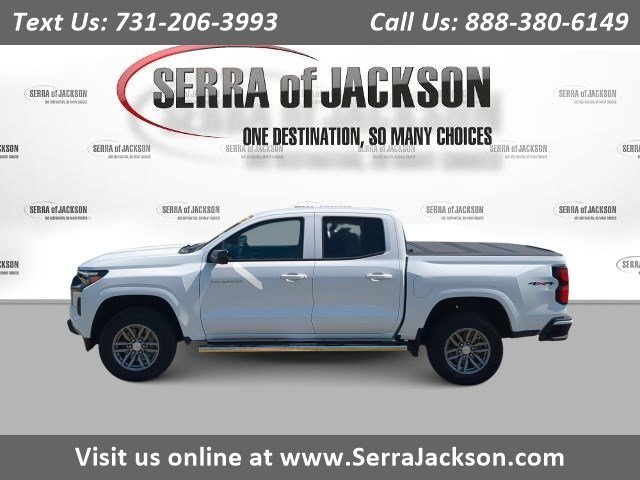 Used 2026 Summit White Chevrolet LT image 1