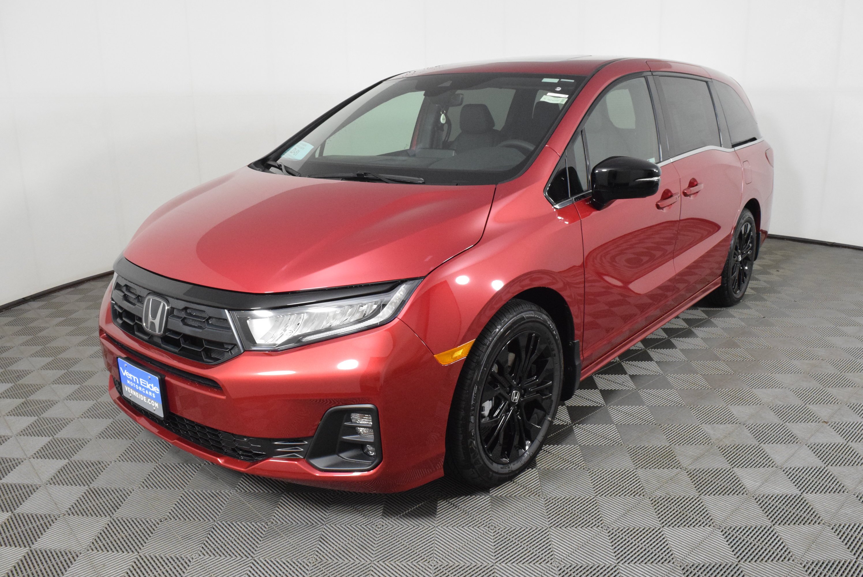 New 2026 Radiant Red Metallic II Honda Sport-L image 10