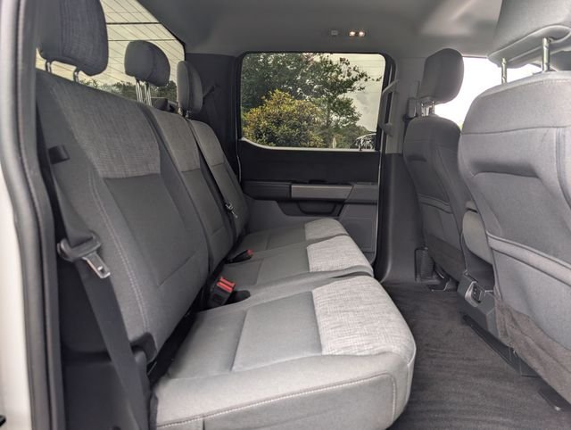 Used 2022 White Ford XLT image 27