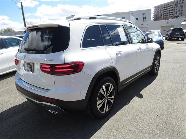 Certified Used 2025 Polar White Mercedes-Benz GLB 250 image 4