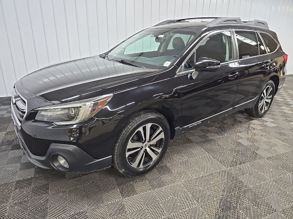 Used 2018 Black Subaru 2.5i image 9