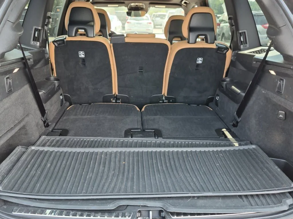 Used 2017 Black Volvo T6 Inscription image 10