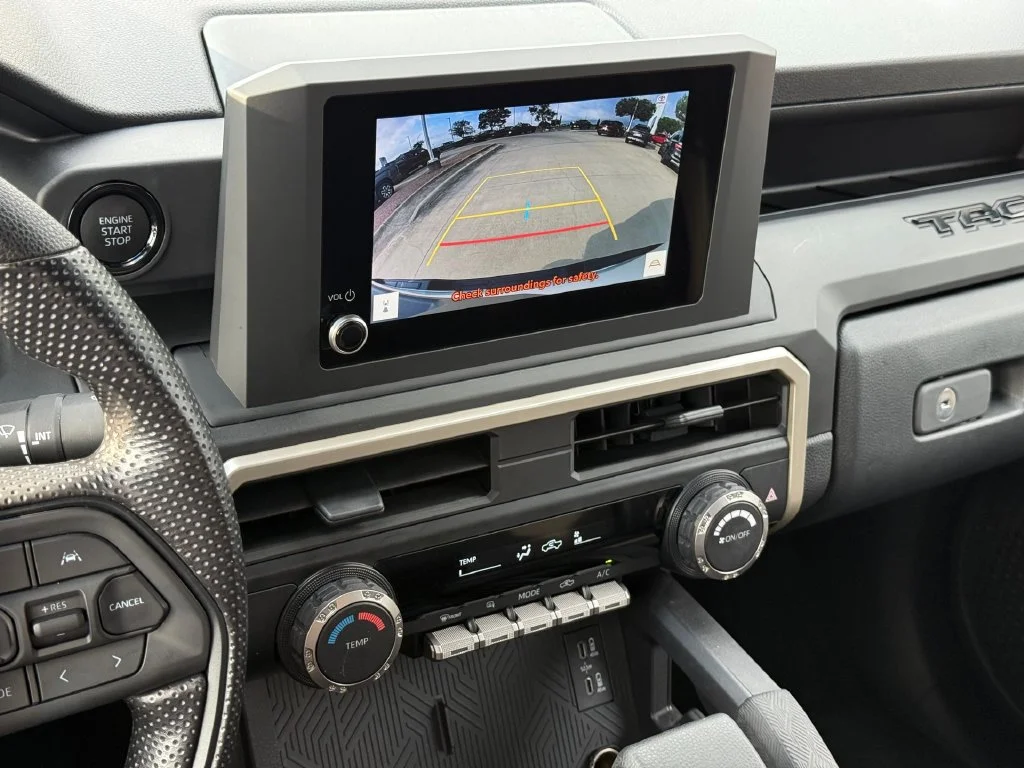 Certified Used 2025 White Toyota SR image 15