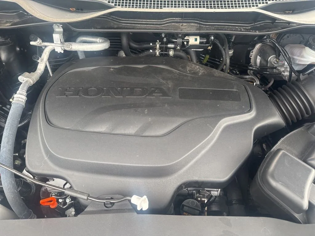 Used 2025 Black Honda Sport-L image 31