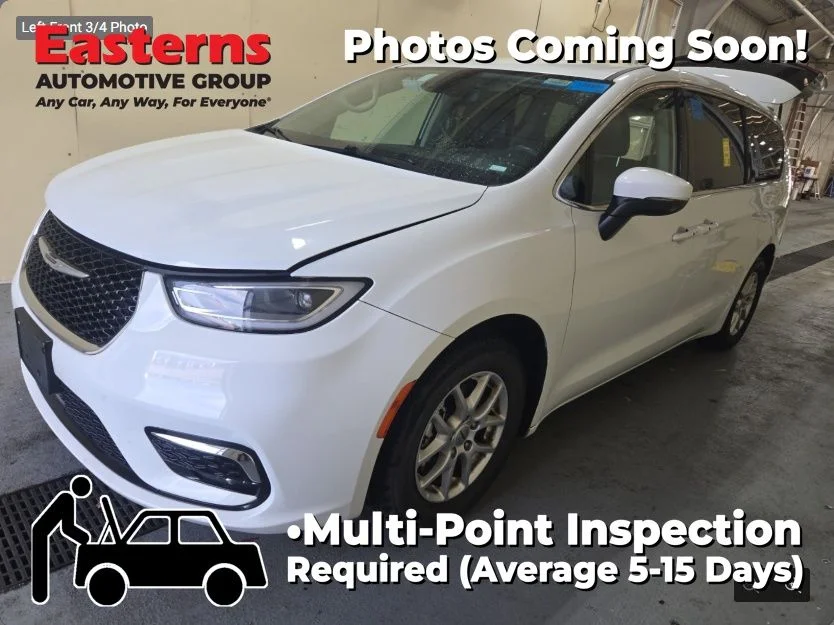 Used 2023 White Chrysler Touring L image 1