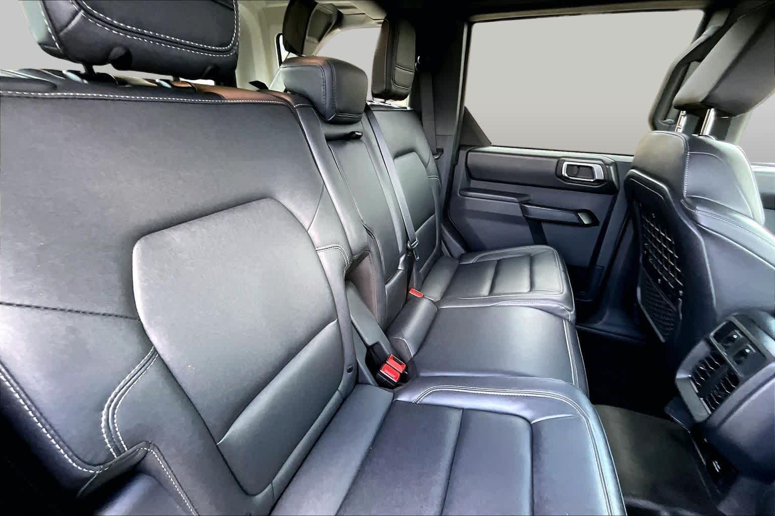 Certified Used 2025 Gray Ford Badlands image 20