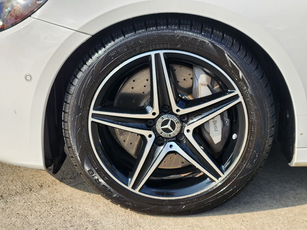Used 2018 Polar White Mercedes-Benz E 300 image 10