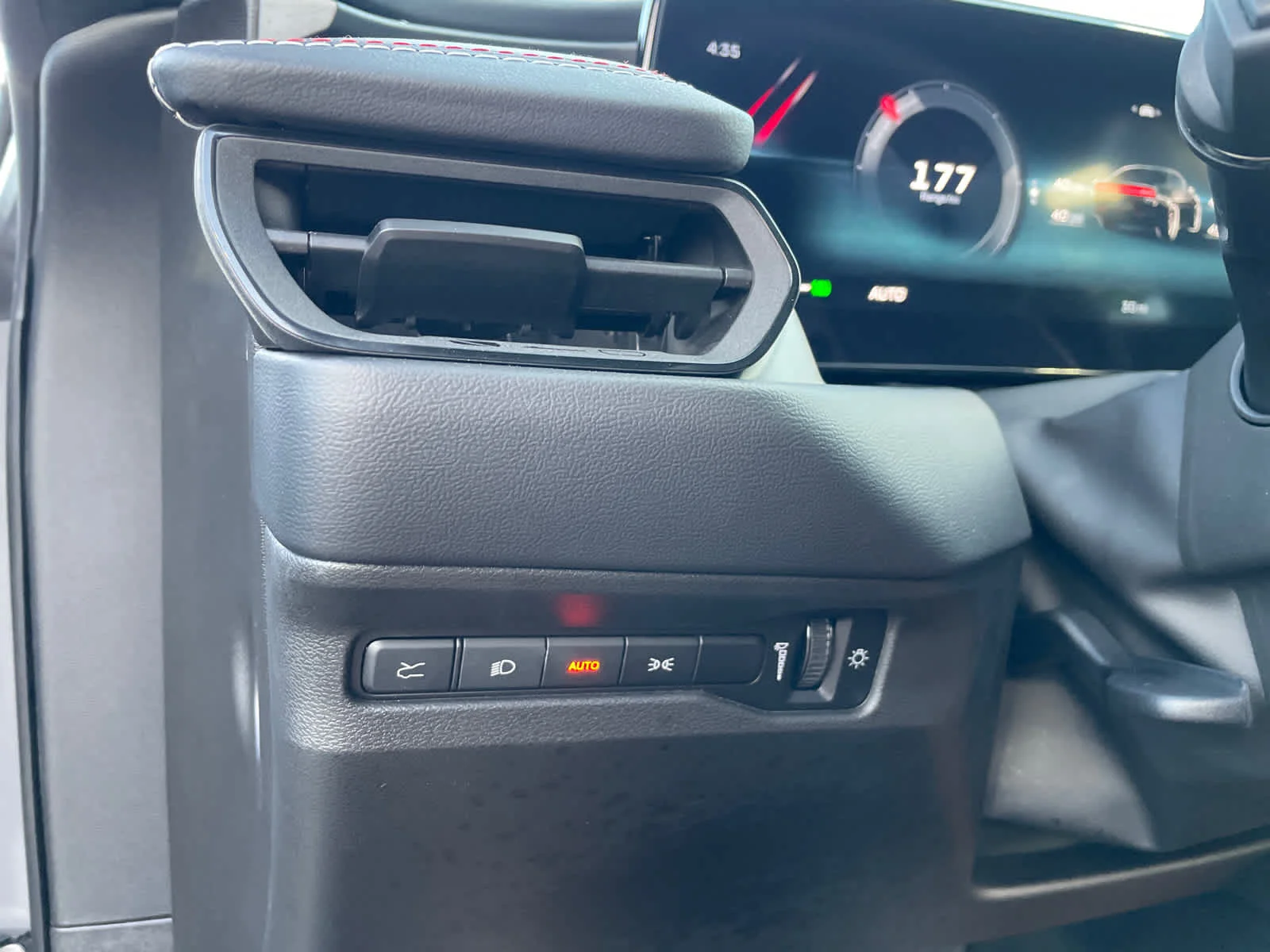2026 Dodge Charger Daytona Scat Pack - Photo 21