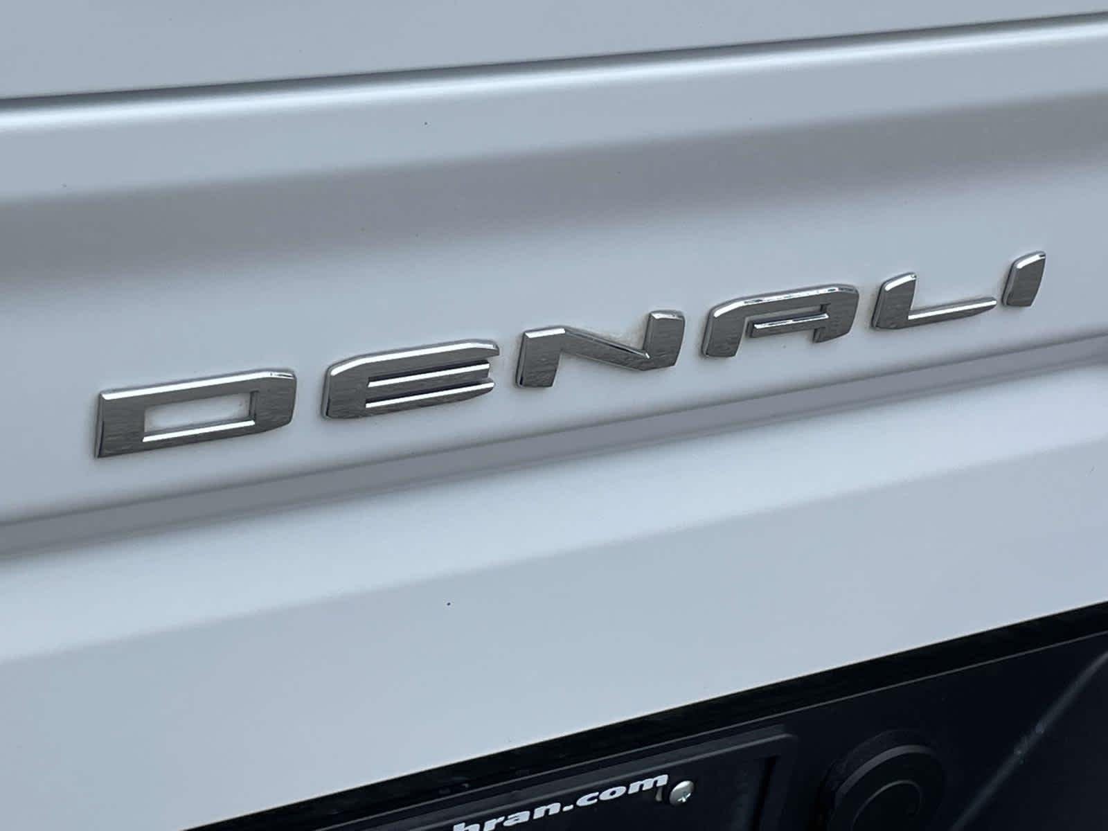 Used 2023 Summit White GMC Denali image 21