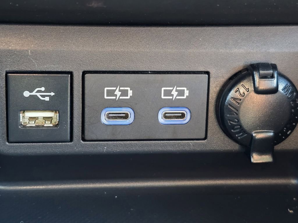 2022 Toyota Highlander Limited - Photo 11